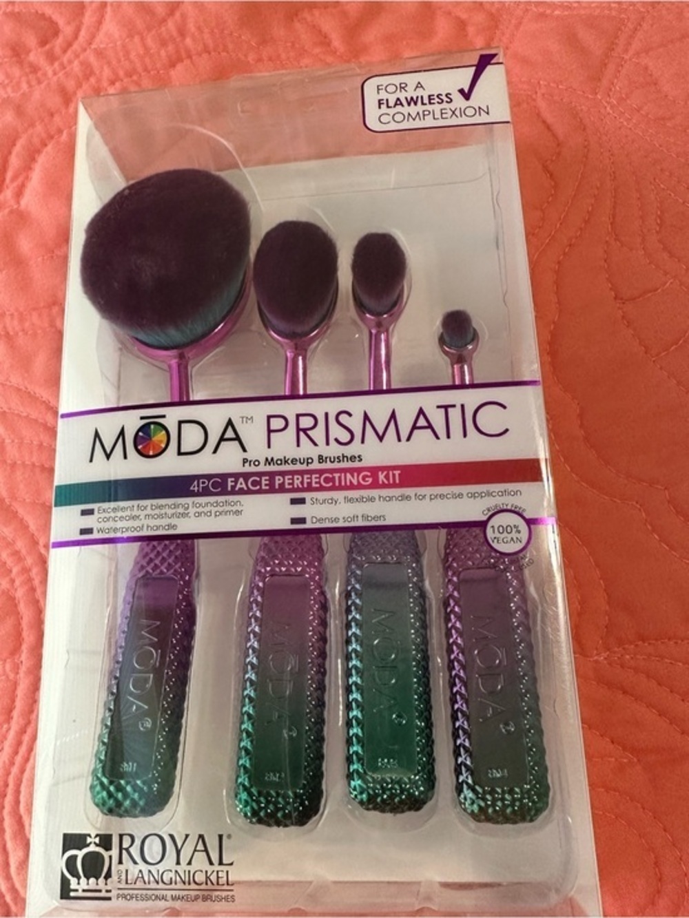 MODA Prismatic 4-Piece Face Perfecting Makeup Brush Set – New in Package